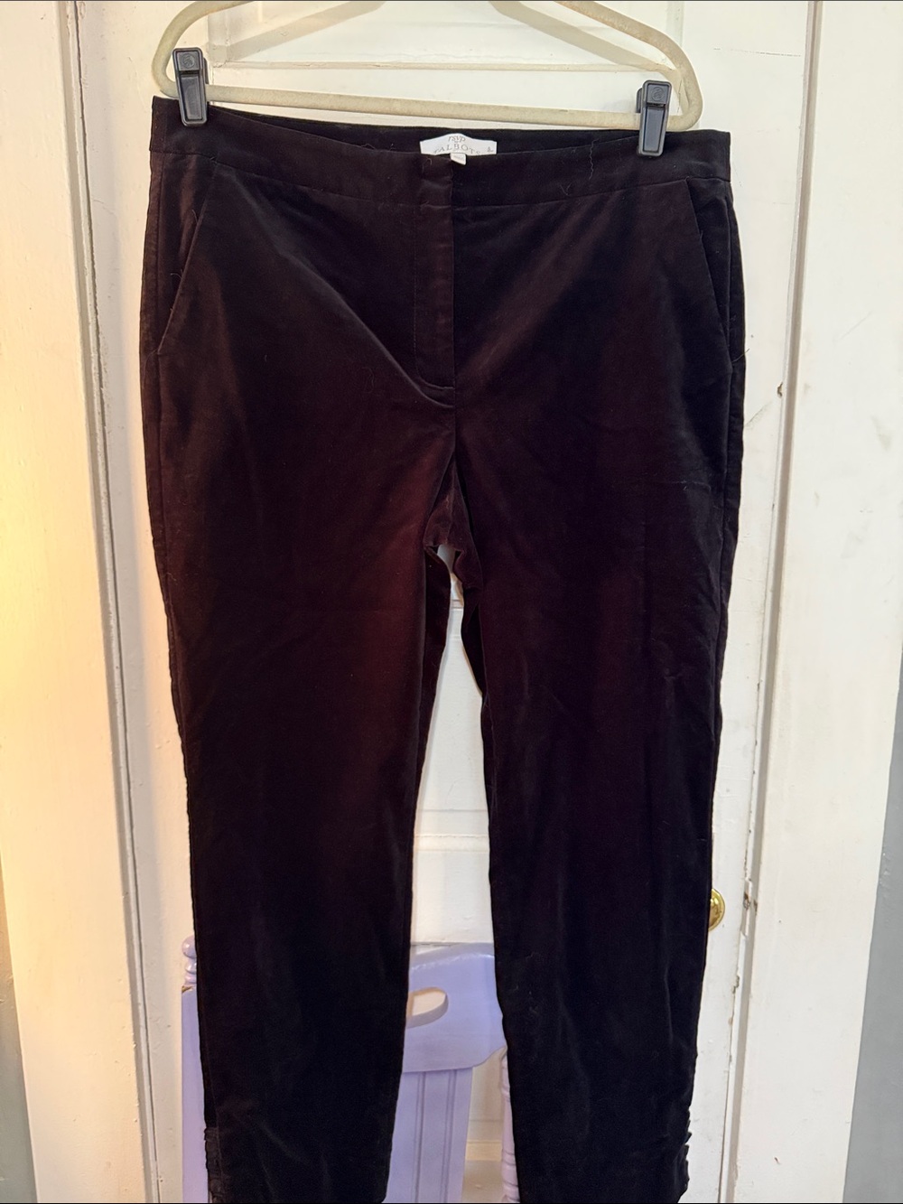 Women’s Black velvet RSVP Talbots ankle pants